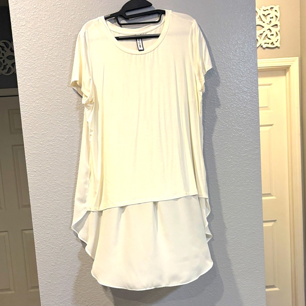 Chic Cream Women's Tunic Top
